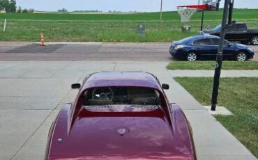 Unknown-Corvette-1975-Red-2
