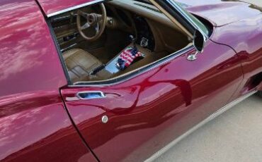 Unknown-Corvette-1975-Red-3