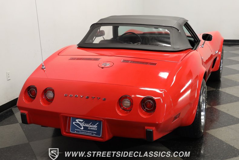 Unknown-Corvette-1975-Red-Black-10