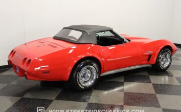 Unknown-Corvette-1975-Red-Black-12