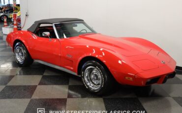 Unknown-Corvette-1975-Red-Black-14