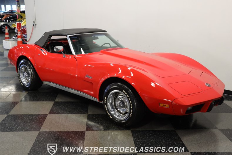 Unknown-Corvette-1975-Red-Black-14