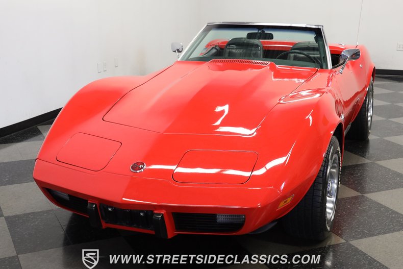 Unknown-Corvette-1975-Red-Black-17