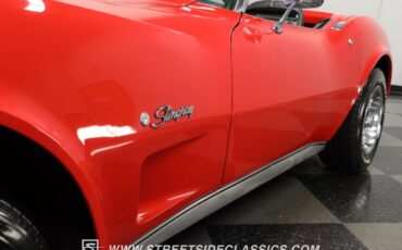 Unknown-Corvette-1975-Red-Black-22