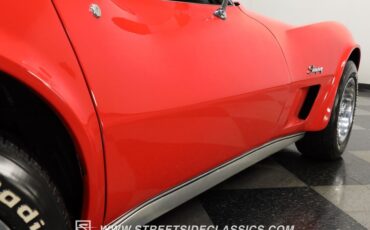 Unknown-Corvette-1975-Red-Black-30