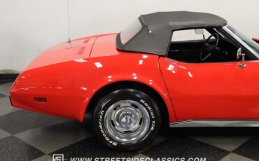 Unknown-Corvette-1975-Red-Black-31