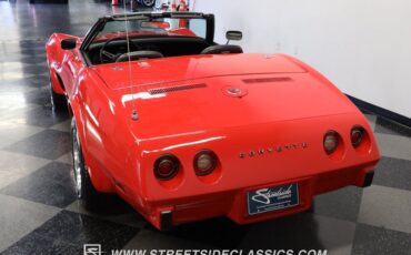 Unknown-Corvette-1975-Red-Black-8