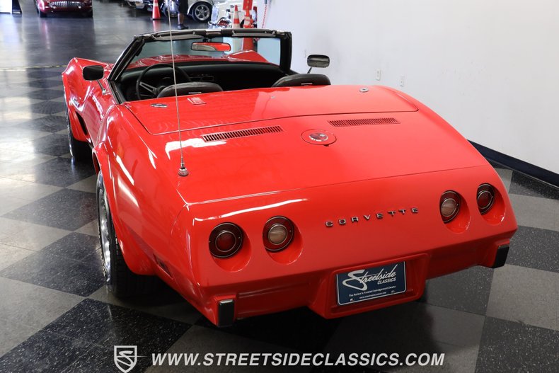 Unknown-Corvette-1975-Red-Black-8