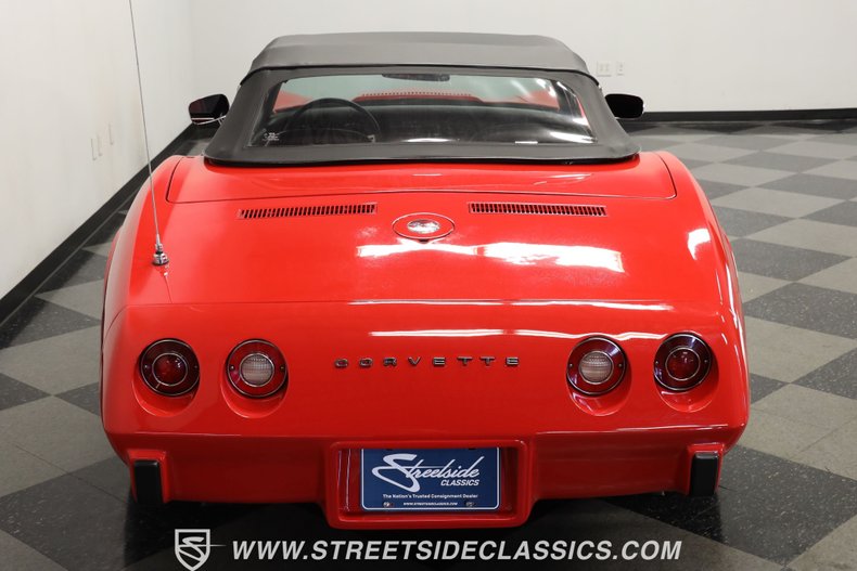 Unknown-Corvette-1975-Red-Black-9
