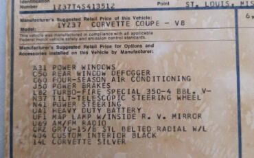 Unknown-Corvette-t-coupe-1974-silver-5