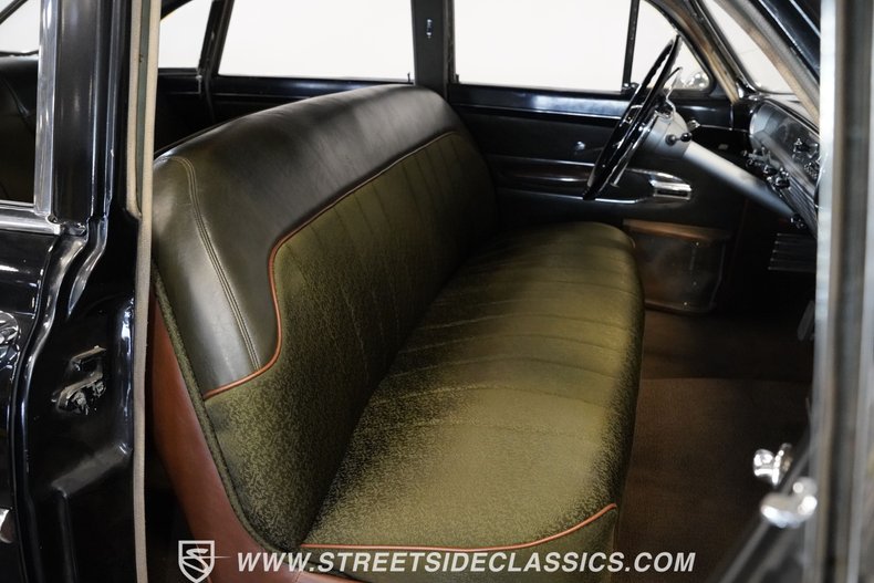 Unknown-Cosmopolitan-1951-Black-Green-29