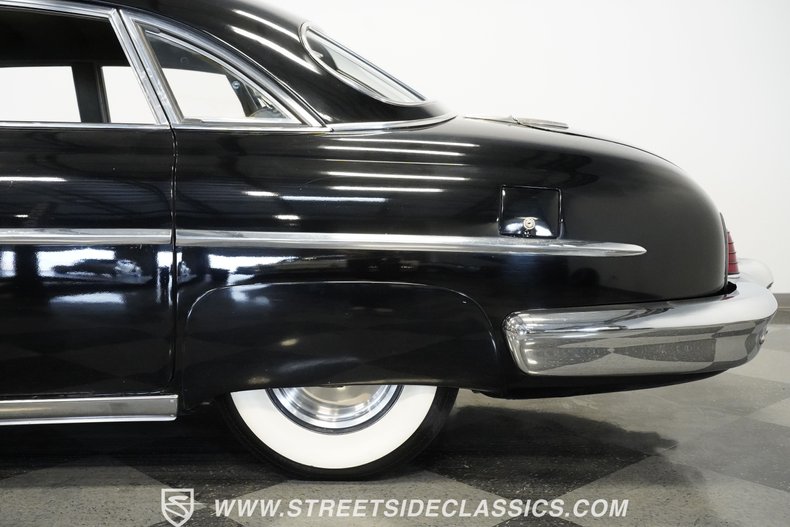 Unknown-Cosmopolitan-1951-Black-Green-7