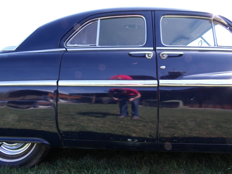 Unknown-Cosmopolitan-1951-Dark-Blue-White-1