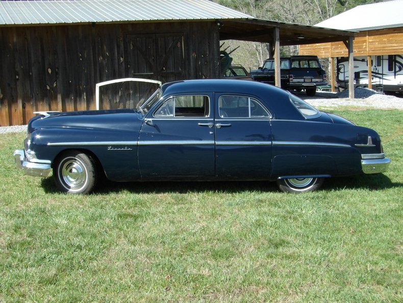 Unknown-Cosmopolitan-1951-Dark-Blue-White-15