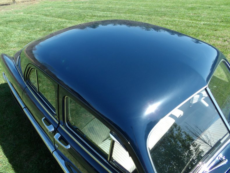 Unknown-Cosmopolitan-1951-Dark-Blue-White-28