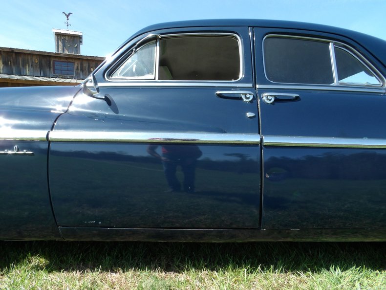 Unknown-Cosmopolitan-1951-Dark-Blue-White-37