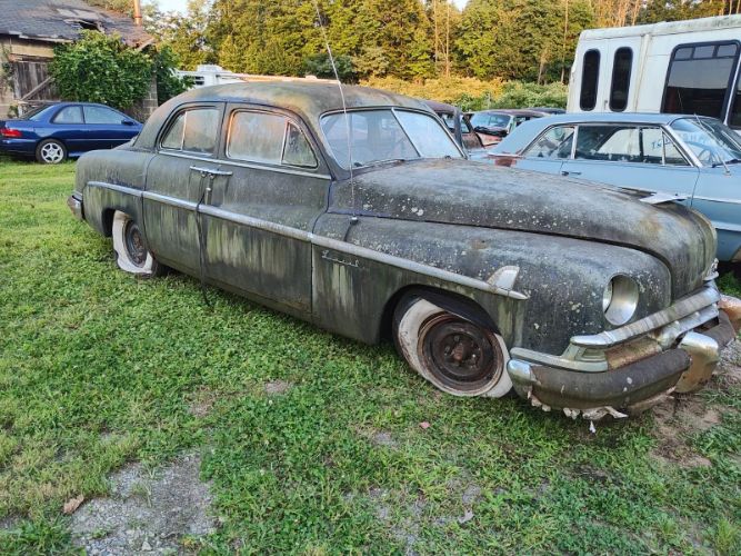 Unknown-Cosmopolitan-1951-Gray-Gray-1