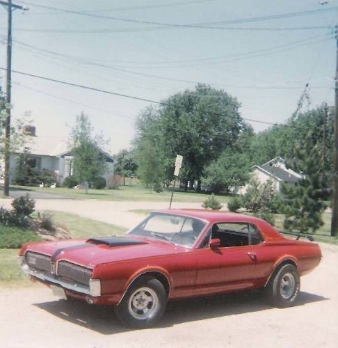 Unknown-Cougar-1967-Red-9