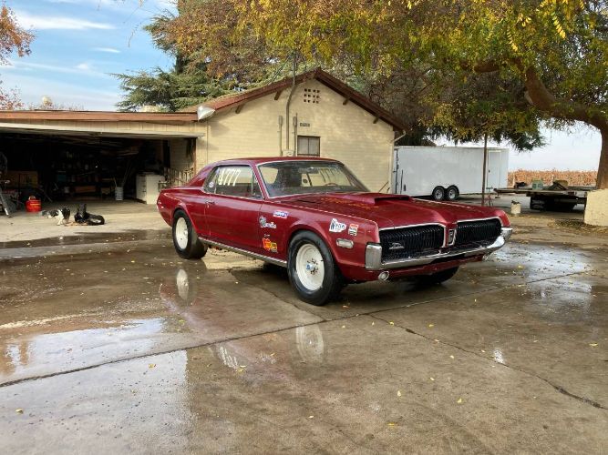 Unknown-Cougar-1968-Red-15