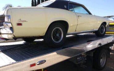 Unknown-Cougar-1969-Yellow-11