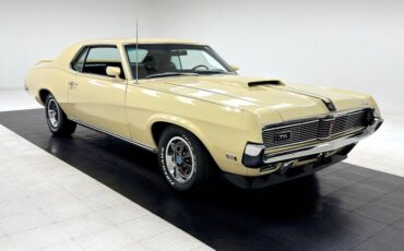 Unknown-Cougar-1969-Yellow-Black-12