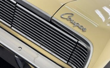 Unknown-Cougar-1969-Yellow-Black-16