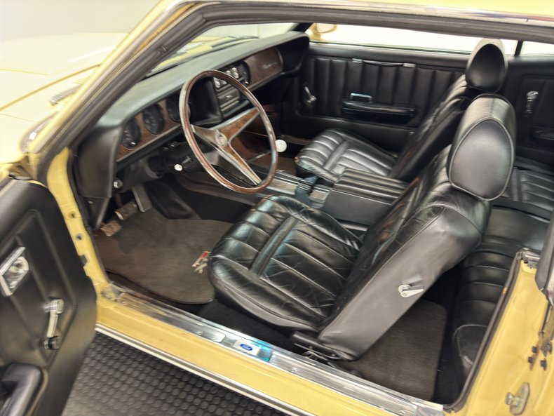 Unknown-Cougar-1969-Yellow-Black-37