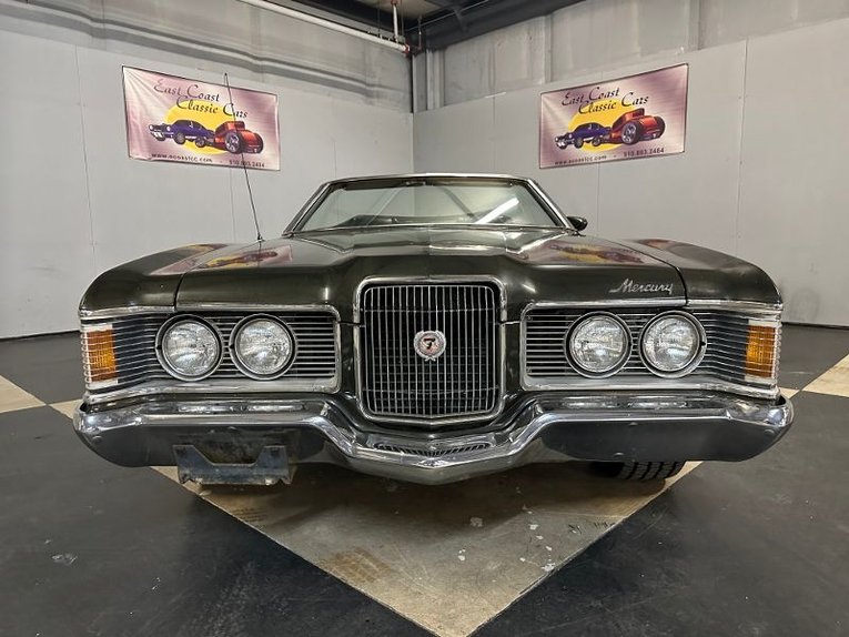 Unknown-Cougar-xr7-1971-Dark-Green-Metalli-Black-16