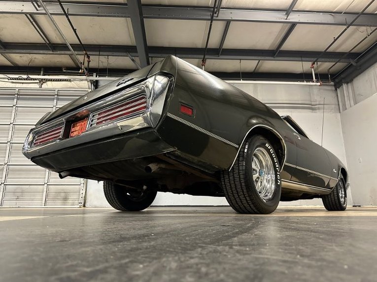 Unknown-Cougar-xr7-1971-Dark-Green-Metalli-Black-36