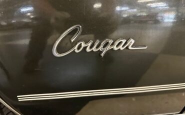 Unknown-Cougar-xr7-1971-Dark-Green-Metalli-Black-4