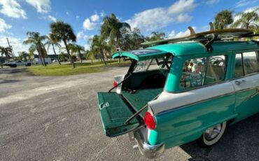 Unknown-Country-sedan-1956-Green-White-11
