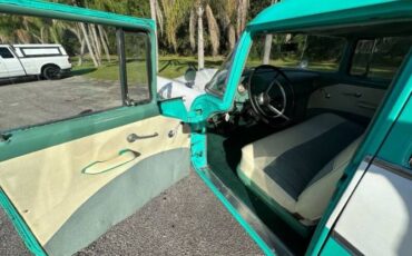 Unknown-Country-sedan-1956-Green-White-12
