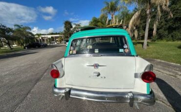 Unknown-Country-sedan-1956-Green-White-17