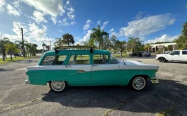 Unknown-Country-sedan-1956-Green-White-18
