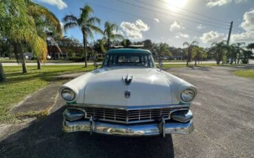 Unknown-Country-sedan-1956-Green-White-19