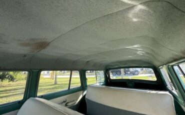 Unknown-Country-sedan-1956-Green-White-9