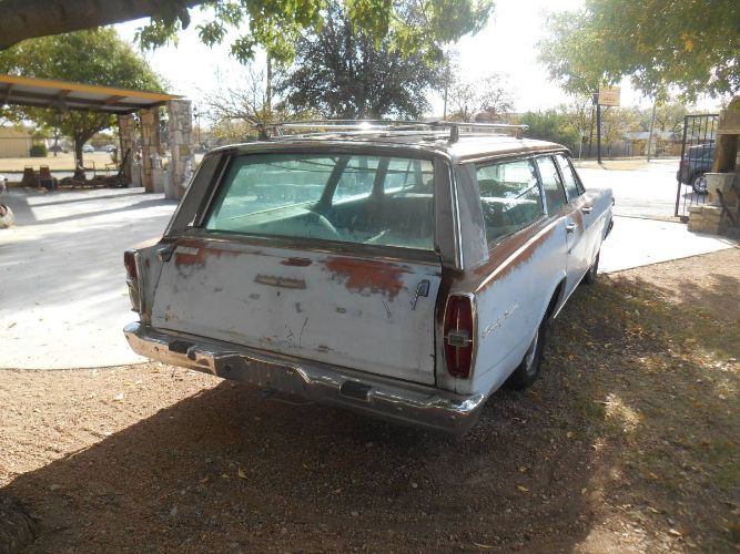 Unknown-Country-sedan-1966-Blue-16