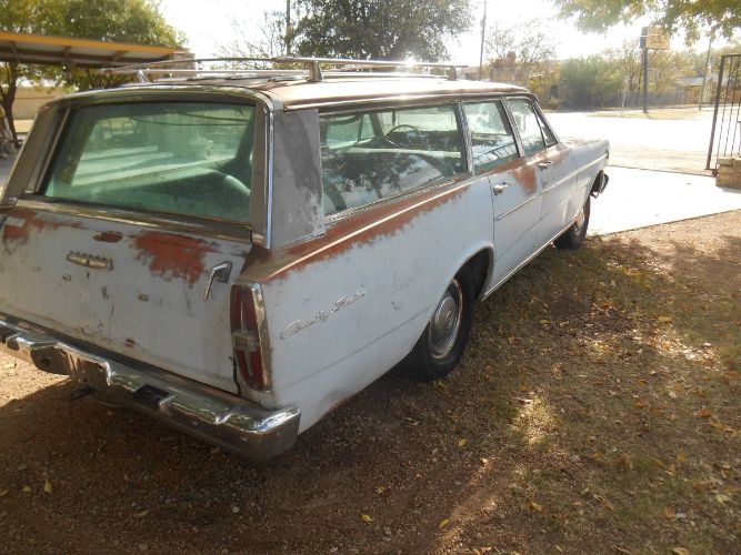 Unknown-Country-sedan-1966-Blue-17