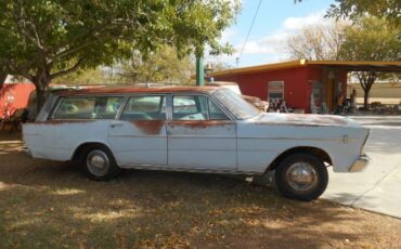 Unknown-Country-sedan-1966-Blue-18