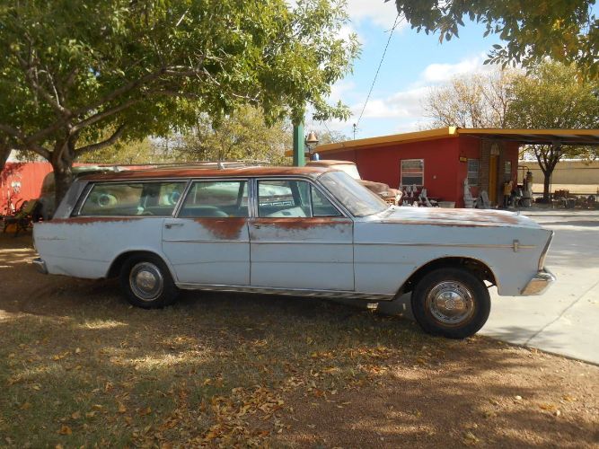Unknown-Country-sedan-1966-Blue-18