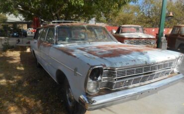 Unknown-Country-sedan-1966-Blue-19