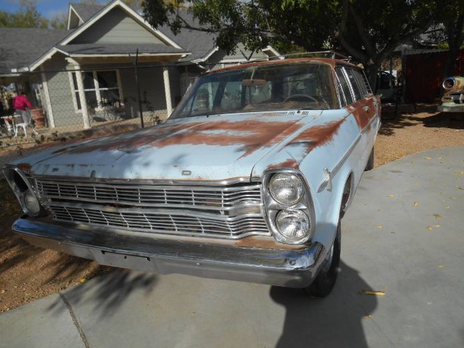 Unknown-Country-sedan-1966-Blue-20