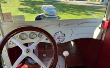 Unknown-Coupe-1922-White-18