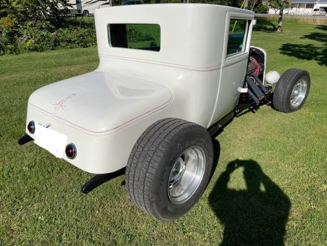Unknown-Coupe-1922-White-8