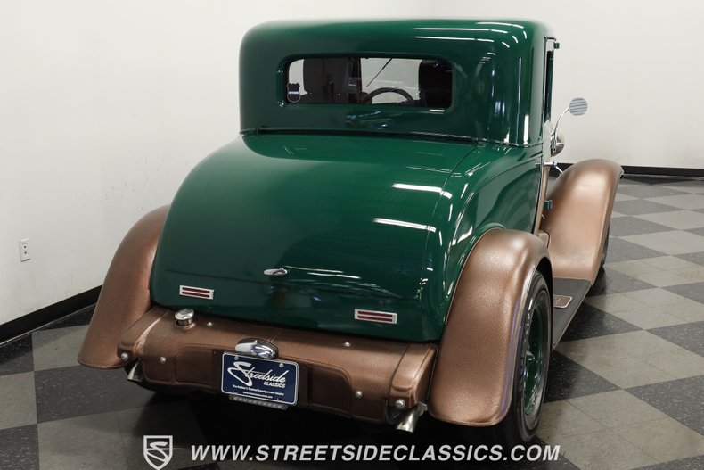 Unknown-Coupe-1931-GreenCopper-Brown-11
