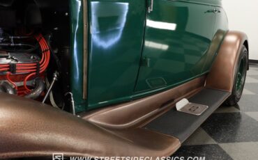 Unknown-Coupe-1931-GreenCopper-Brown-21