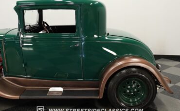 Unknown-Coupe-1931-GreenCopper-Brown-23
