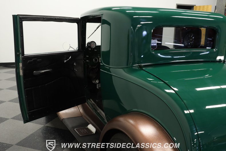 Unknown-Coupe-1931-GreenCopper-Brown-31