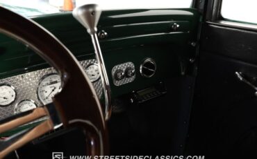 Unknown-Coupe-1931-GreenCopper-Brown-38