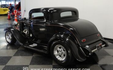 Unknown-Coupe-1932-Black-Tan-10